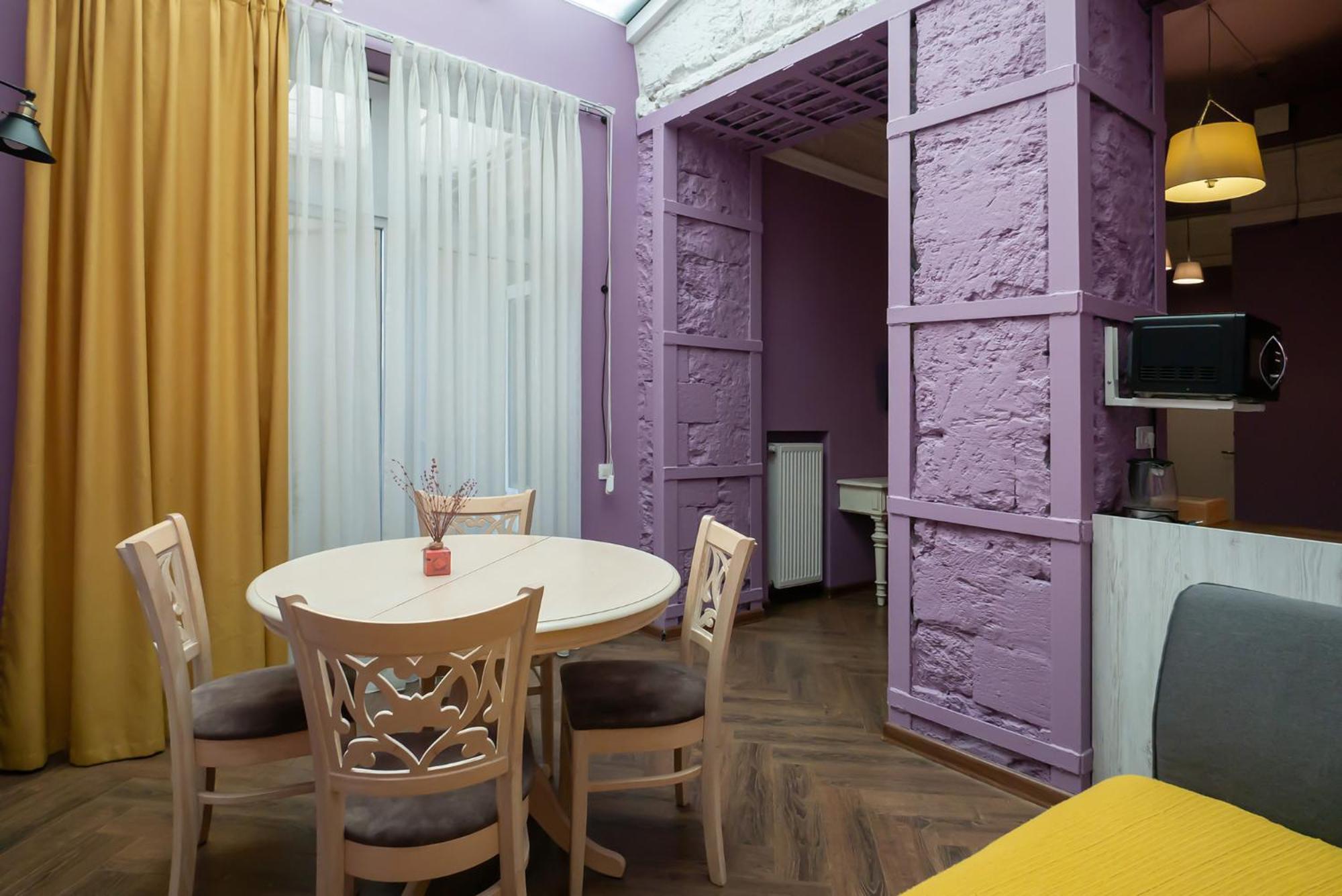 Hotel apartamentowy Michelle Odessa